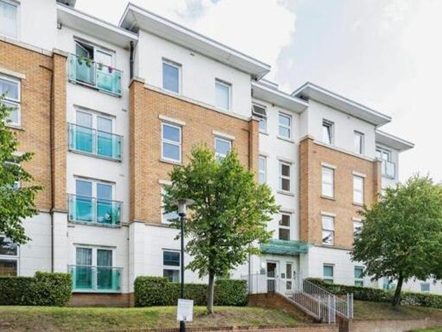 House for sale in Pachesham Park, Surrey