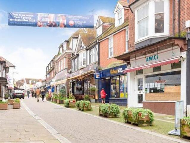 House for sale in Pachesham Park, Surrey
