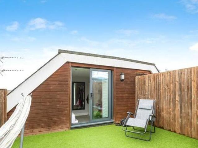House for sale in Pachesham Park, Surrey