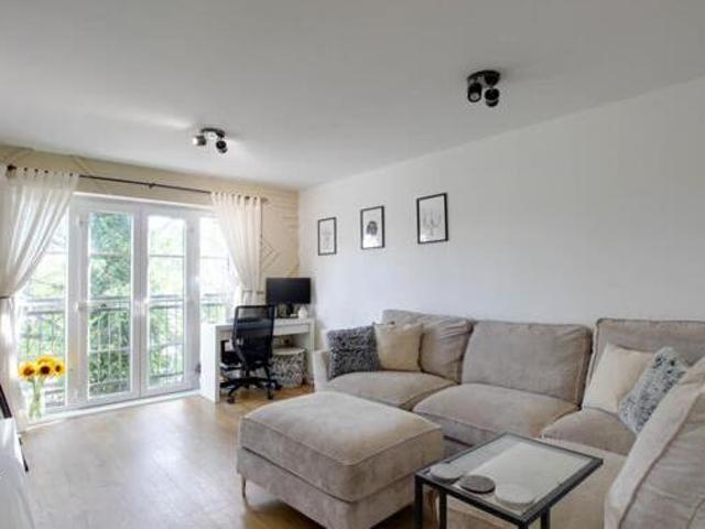 House for sale in Leighton-Linslade, Leighton Buzzard