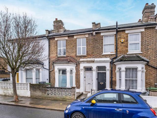 Flat for sale in Cat Hill