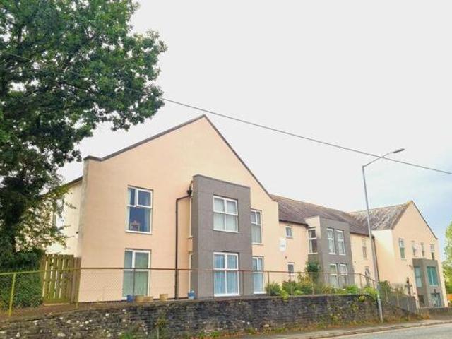 House for sale in Saltash, Cornwall