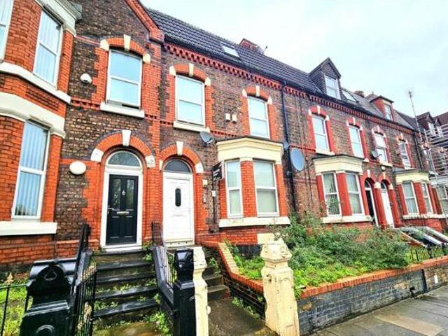 House for sale in Calderstones