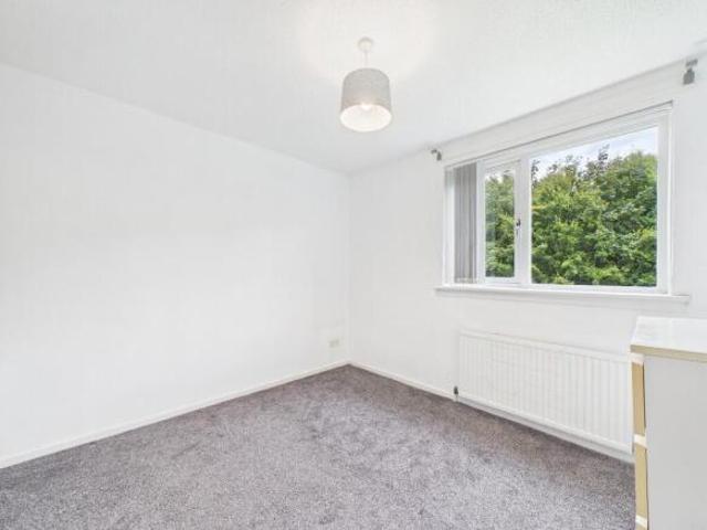 Flat for sale in East Mains, Barassie