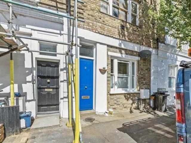 House for sale in Lyons, Greater London