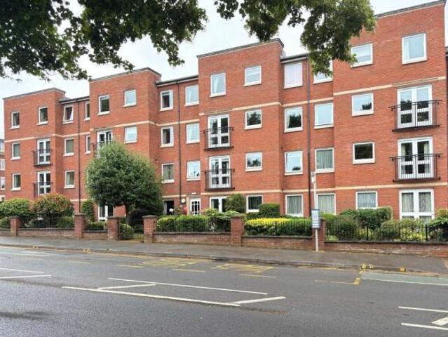 Flat for sale in Cat Hill