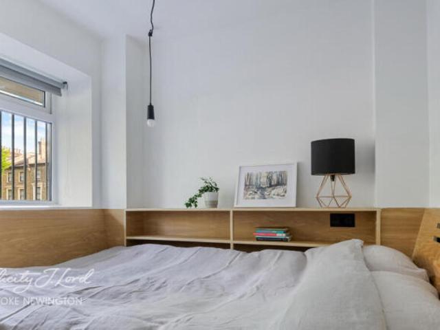 Flat for sale in Cat Hill