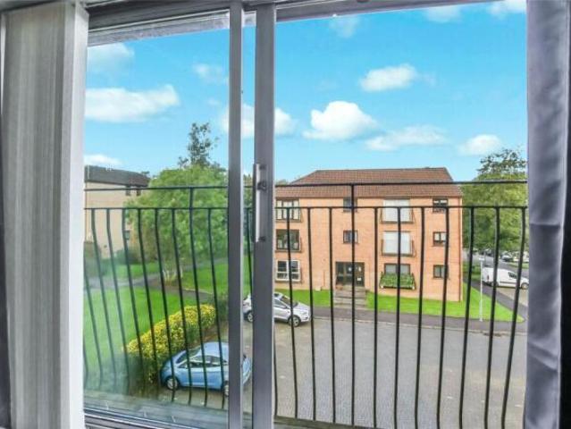 Flat for sale in East Kilbride, South Lanarkshire