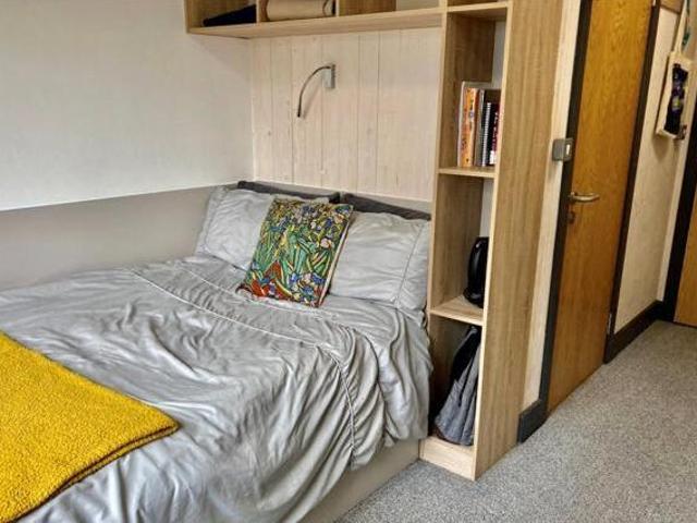 House for sale in Elmfield, Leicestershire