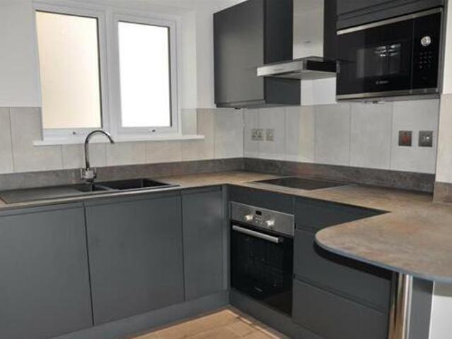 House for sale in Luton, England