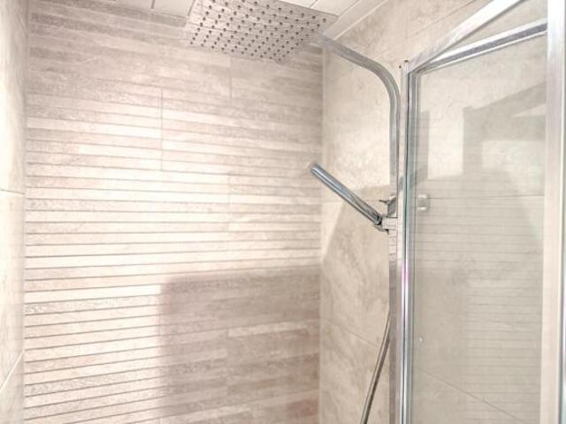 Flat for sale in Uddingston, Scotland