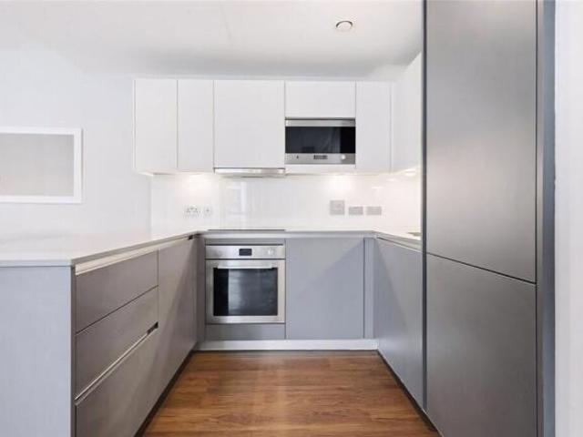 Flat for sale in Cat Hill
