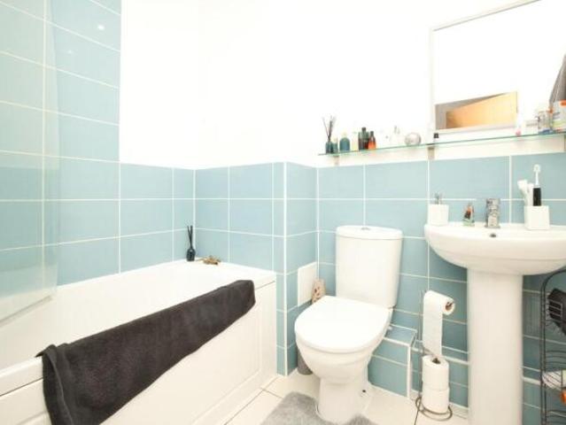 Flat for sale in Chilton, Acol