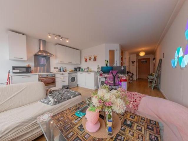 Flat for sale in Huntingdon