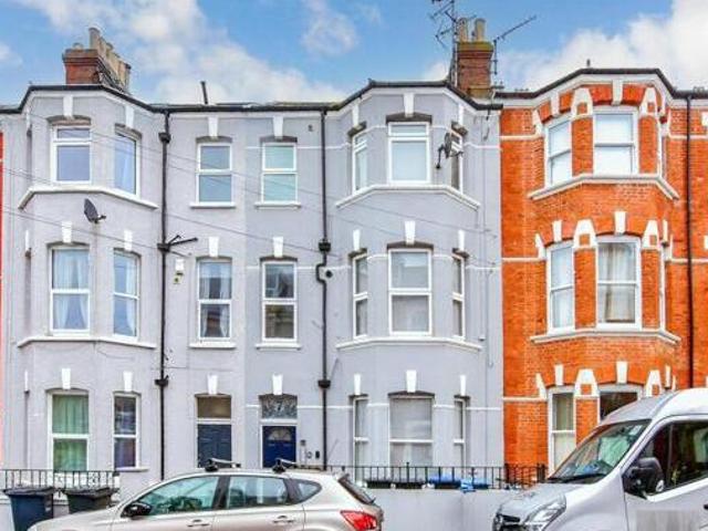 House for sale in Westbrook, Acol
