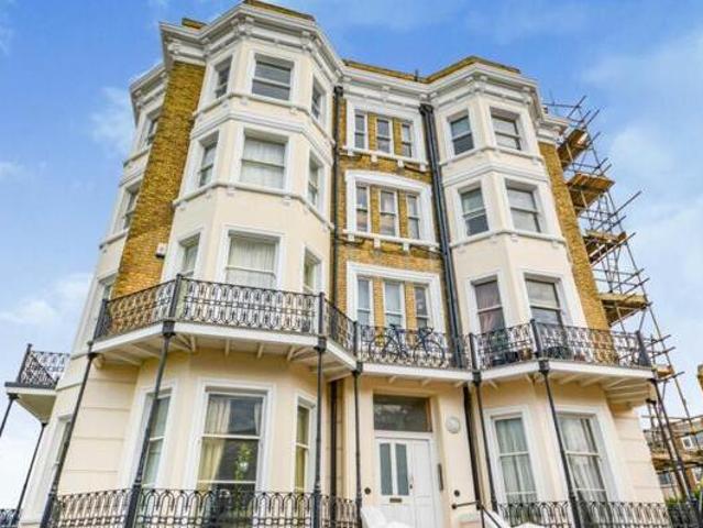 House for sale in Acol, Kent