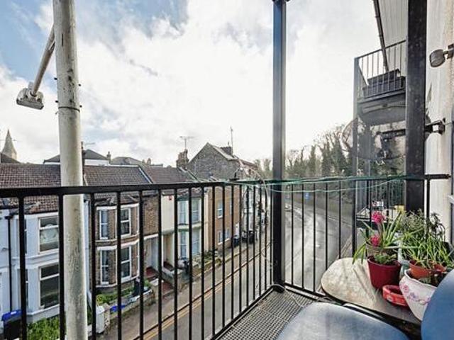 House for sale in Westbrook, Acol