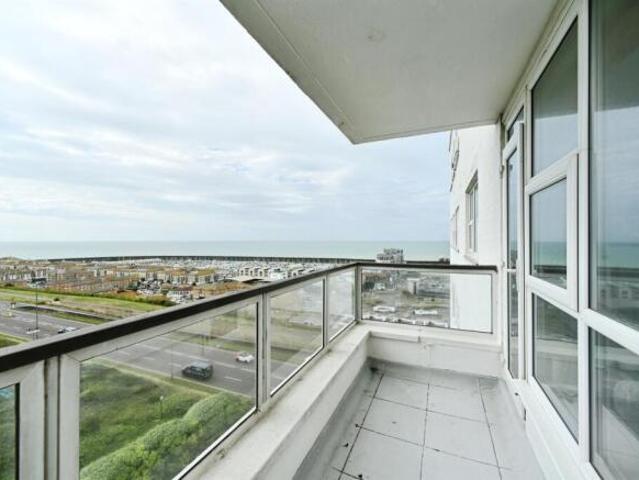 Flat for sale in Brighton & Hove