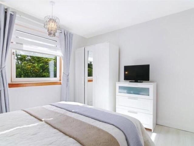 Flat for sale in Ibroxholm, Glasgow
