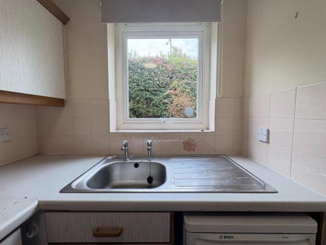 Flat for sale in Maghull, Sefton