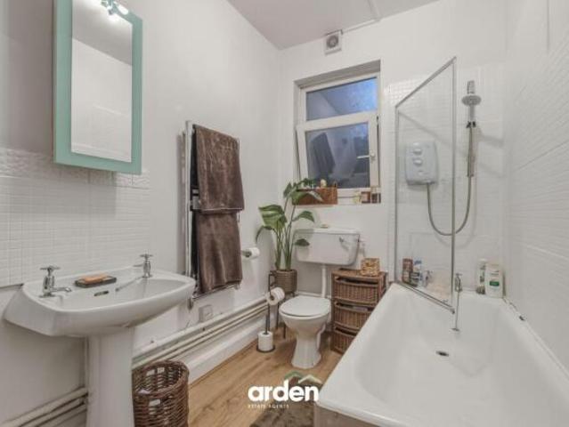 Flat for sale in Worcestershire
