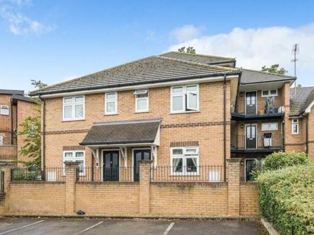 House for sale in Greater London