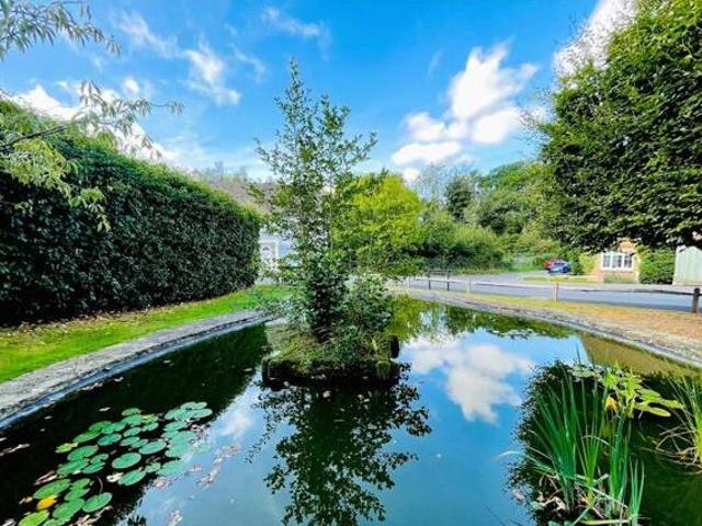 House for sale in Littlecote, West Sussex