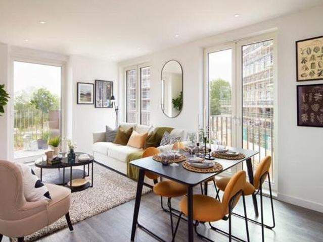 House for sale in Lyons, Greater London