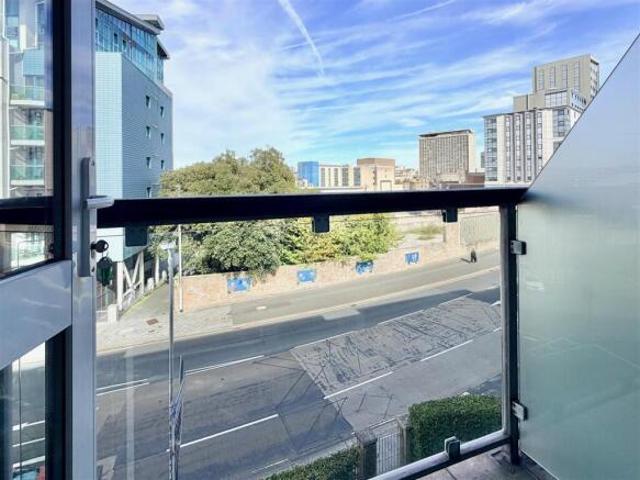Flat for sale in Millbay, Plymouth