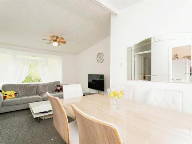 Flat for sale in Heartsease, East Bank
