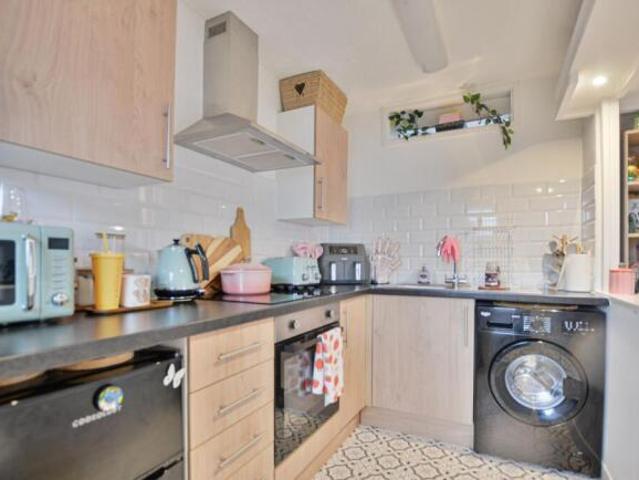 Flat for sale in Worcestershire