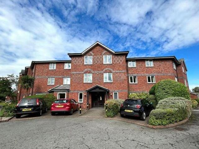 House for sale in Little Neston, West Vale