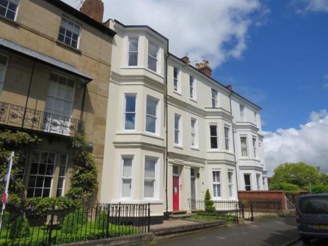Flat for sale in Sydenham, Green Close
