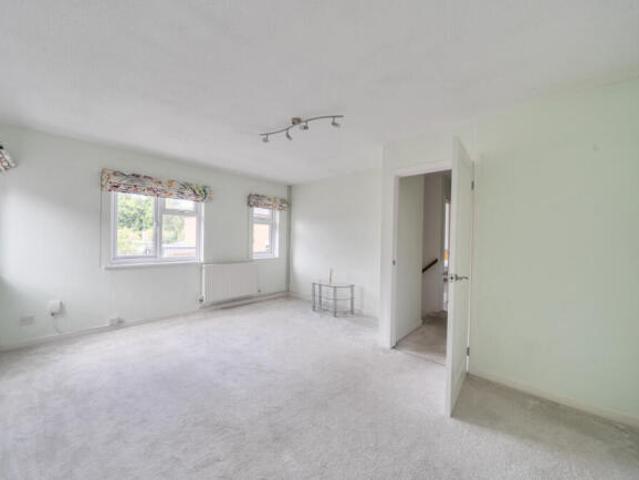 Flat for sale in Fulflood, Hampshire