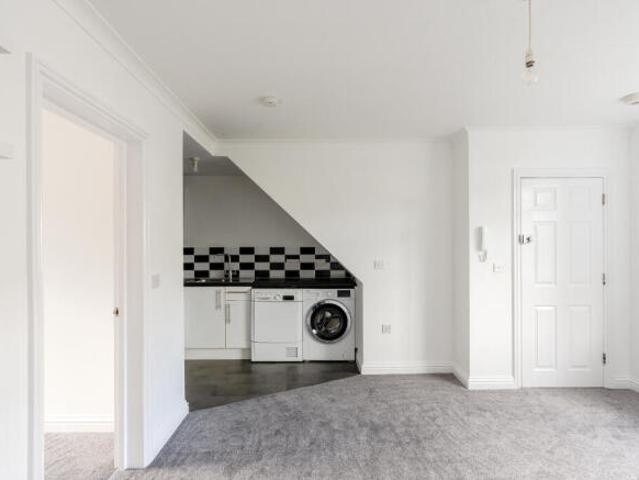 Flat for sale in Horfield, Feckenham