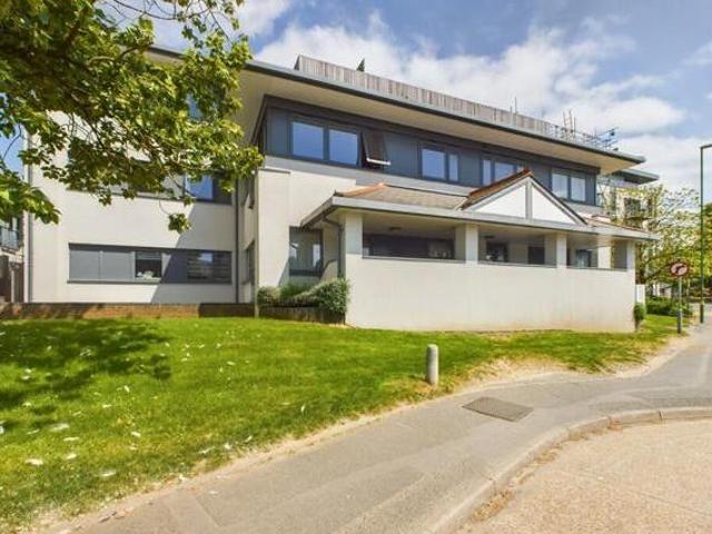 House for sale in Horsham, West Sussex