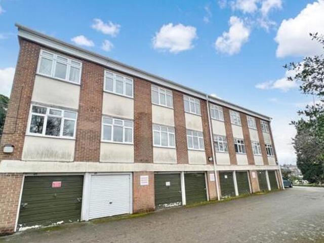 House for sale in Meersbrook, South Yorkshire