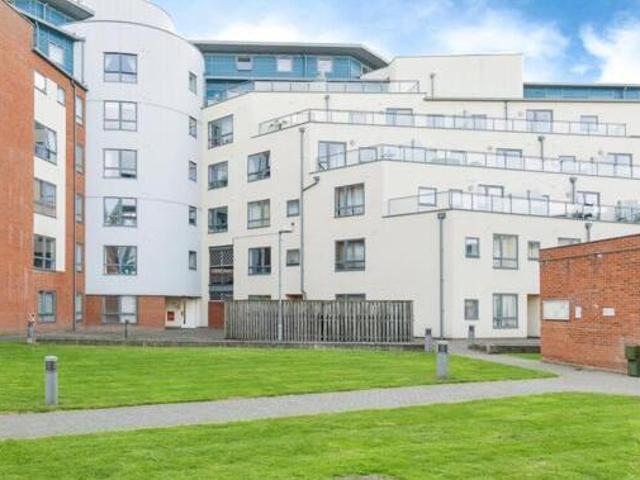 House for sale in Lakenham, East Bank