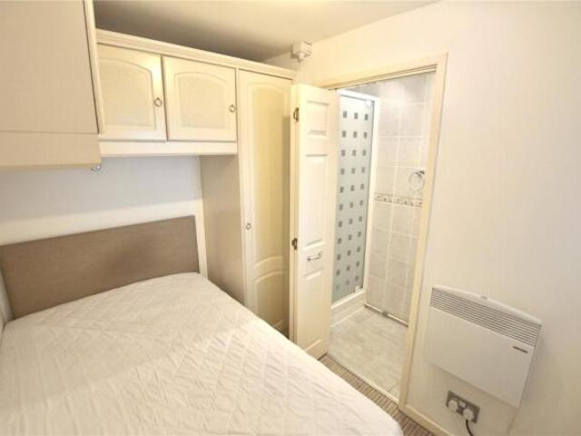 Flat for sale in Sheffield, South Yorkshire