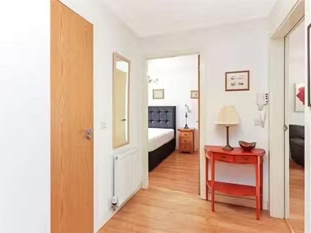 House for sale in Dalmary