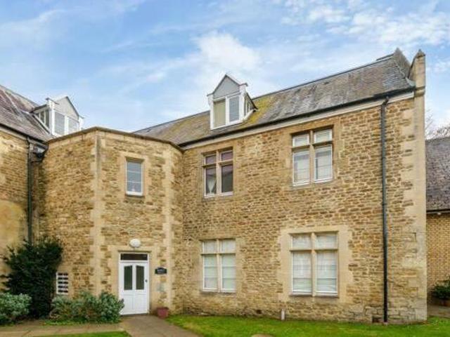 House for sale in The Slade, Oxfordshire