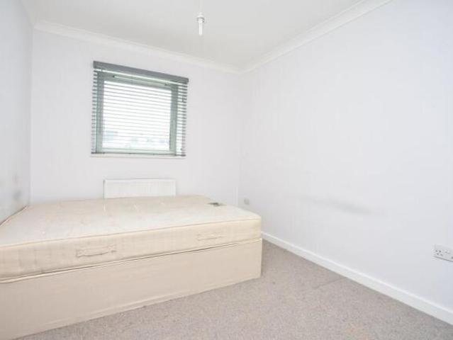 Flat for sale in Folkestone