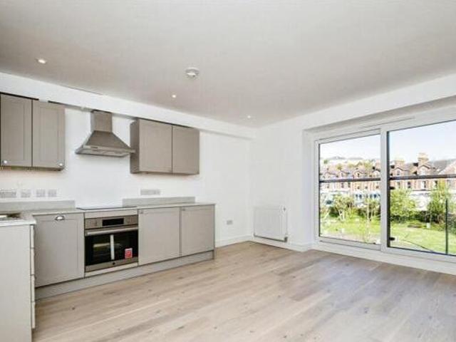 House for sale in Oldway, Livermead