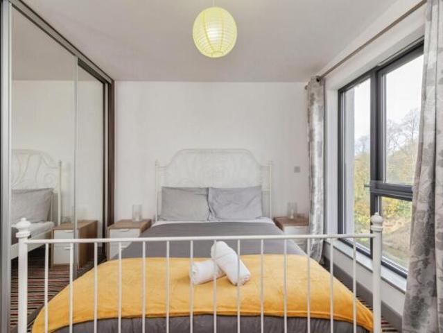 Flat for sale in Feckenham, City Of Bristol