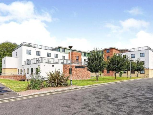Flat for sale in Barracks, The Bridge