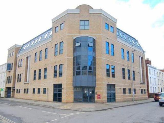 House for sale in Gloucester, Gloucestershire