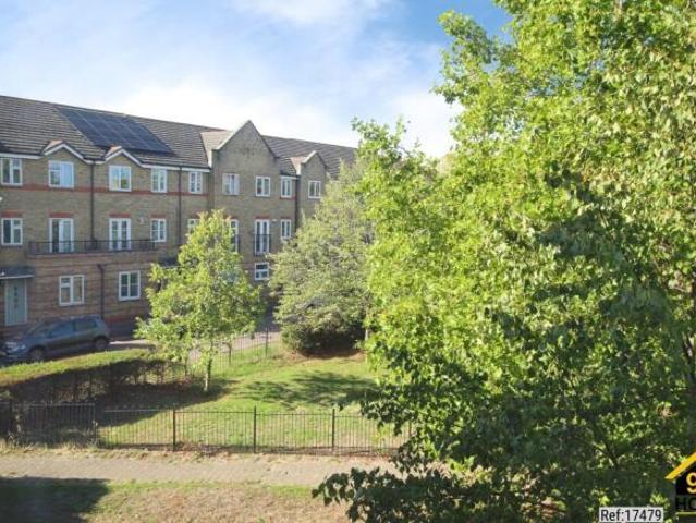 Flat for sale in Moulsham, Chelmsford