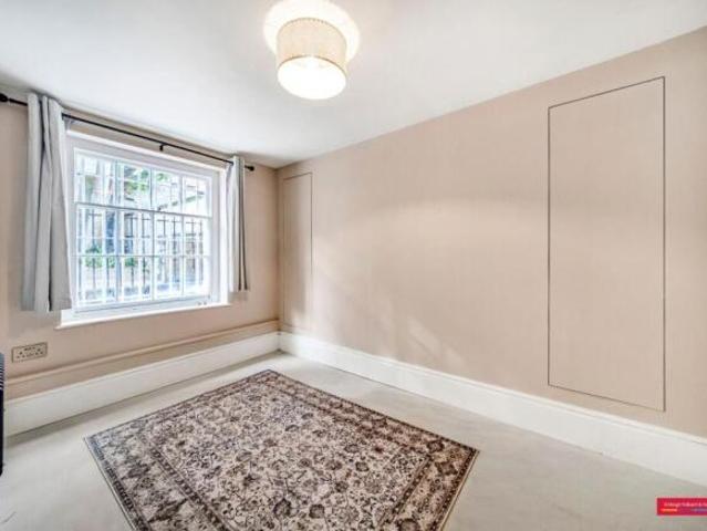Flat for sale in Clifton Estate, Greater London