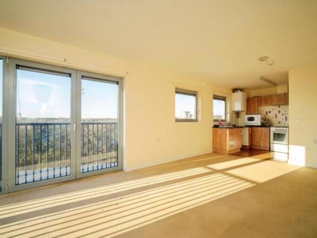 Flat for sale in Priest Down, Hampshire