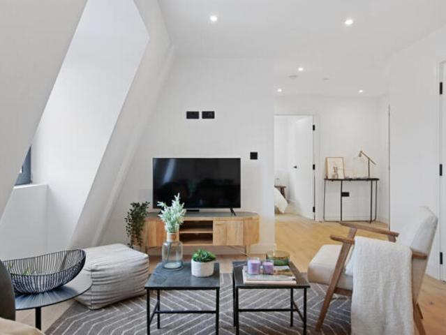 Flat for sale in Sandown Park, Kent